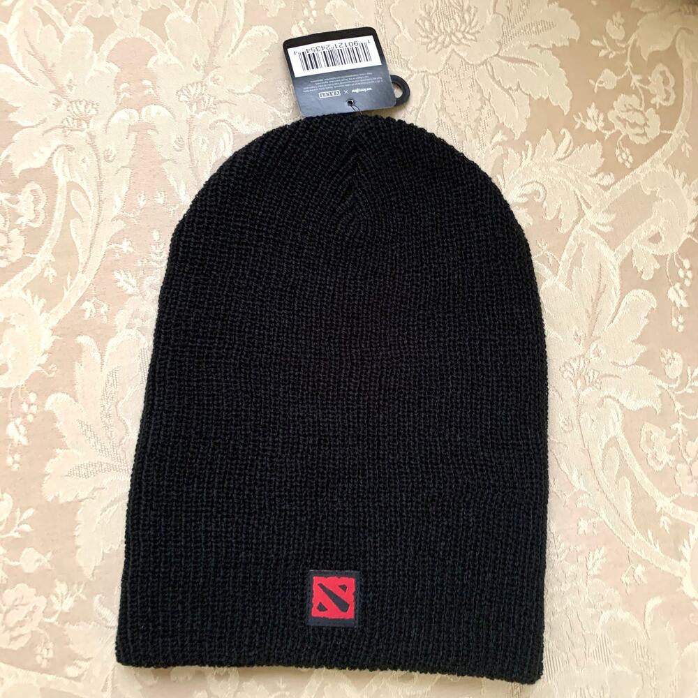 Dota 2 x Welovefine Winter Beanie in Black